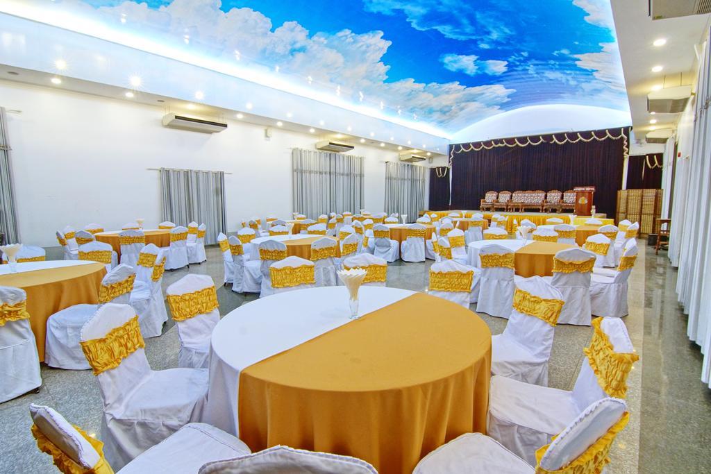 Triumph Hotel Mandalay Luaran gambar