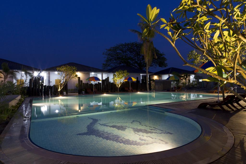 Triumph Hotel Mandalay Luaran gambar