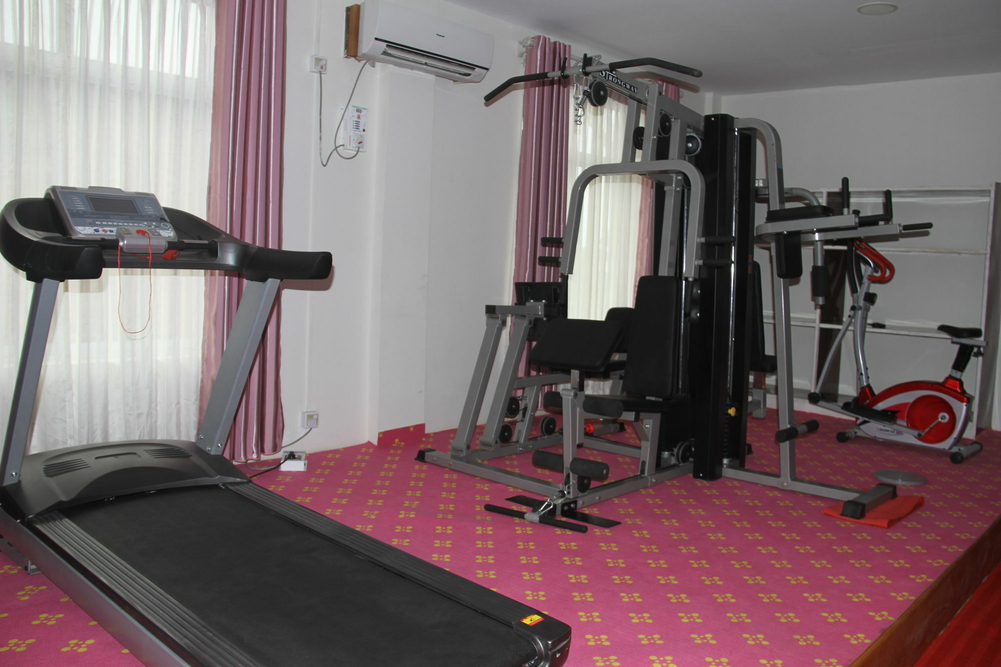 Triumph Hotel Mandalay Luaran gambar