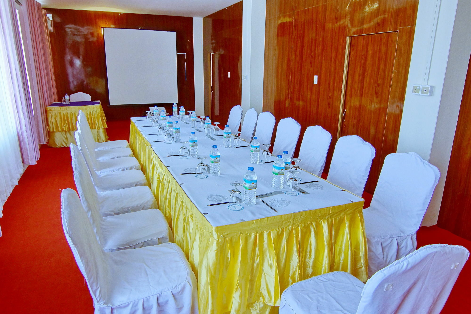 Triumph Hotel Mandalay Luaran gambar