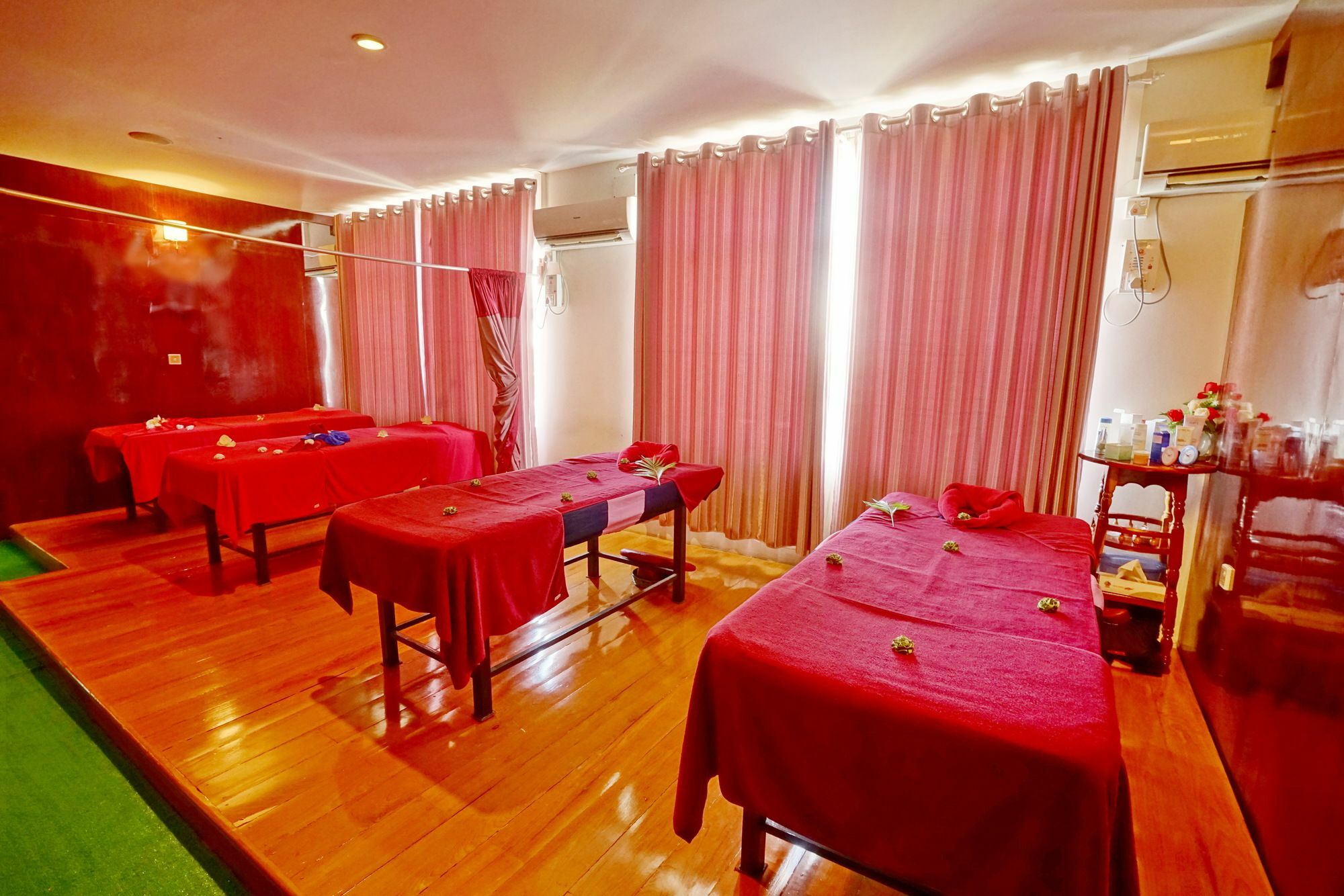 Triumph Hotel Mandalay Luaran gambar