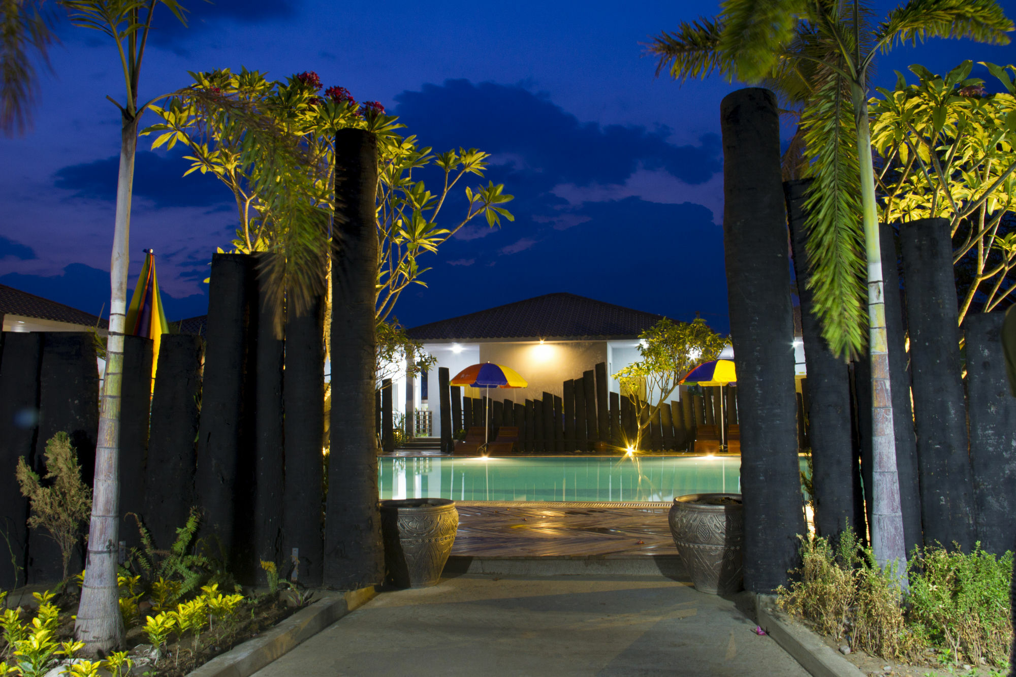 Triumph Hotel Mandalay Luaran gambar