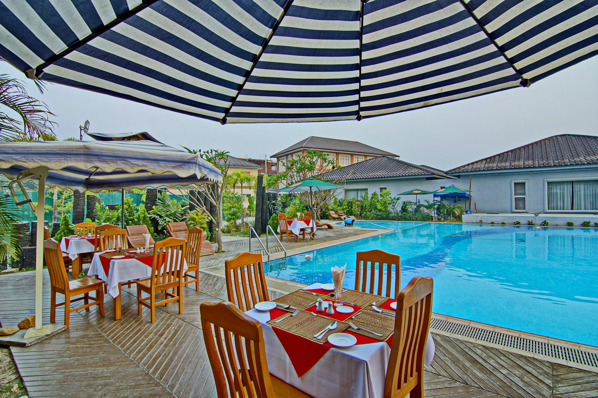 Triumph Hotel Mandalay Luaran gambar